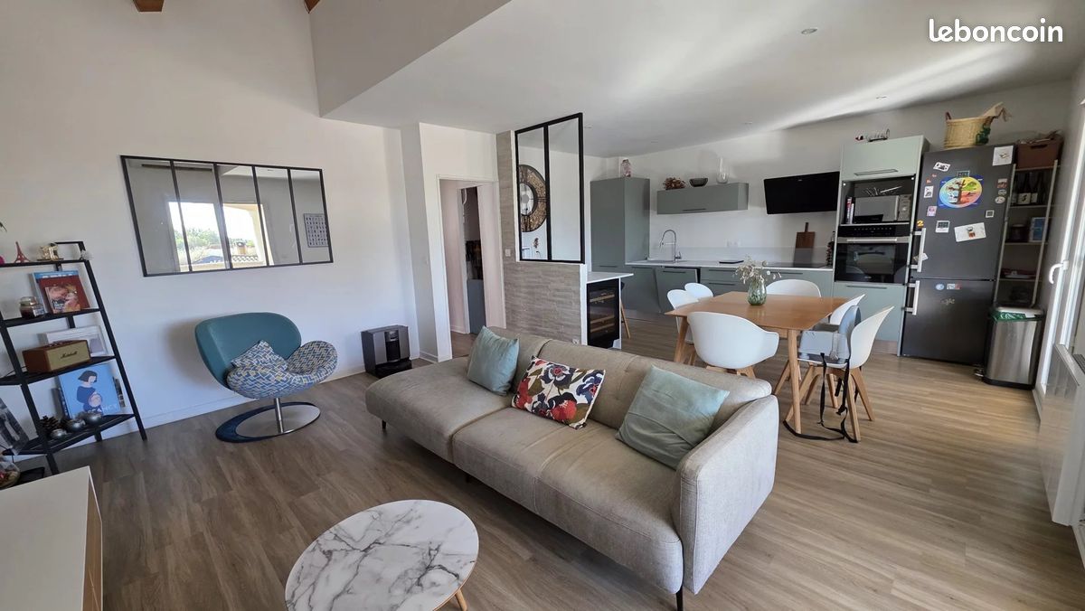 Maison 6 pièces 158 m² · à Pélissanne · 158 m² · 455 000 €
