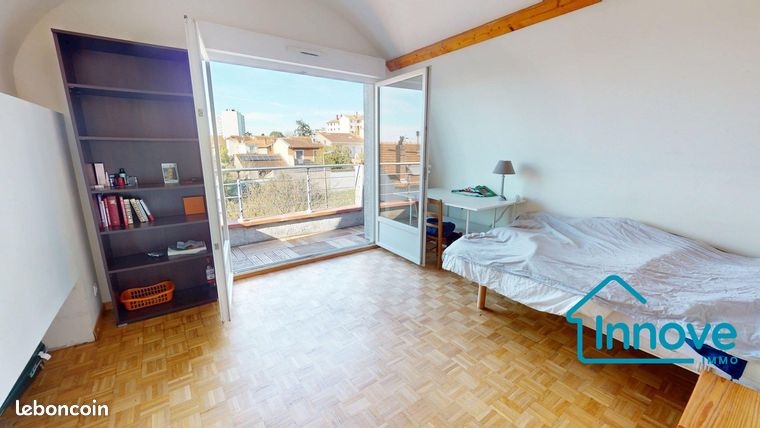 Maison 8 pièces 197 m² — 5