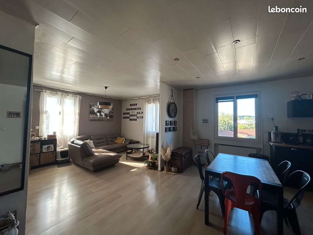 Appartement 3 pièces 72 m² · à Saint-Genest-Lerpt · 72 m² · 119 000 €