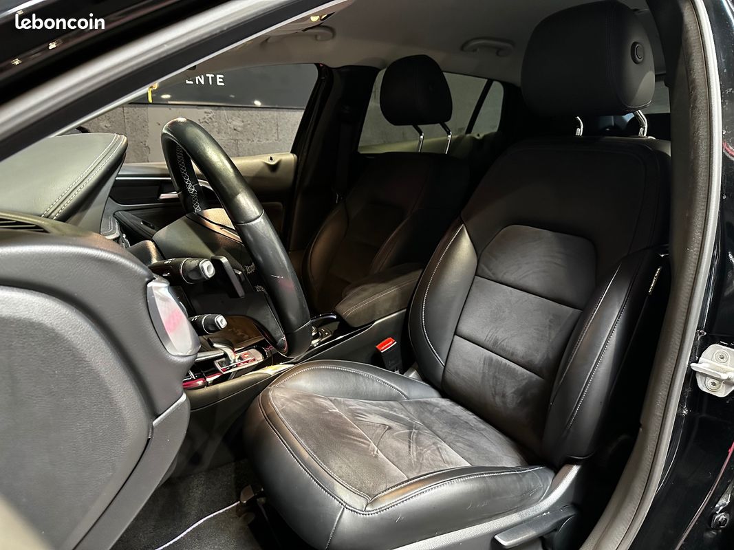 INFINITI Q30 2.2d 170 7DCT Premium Tech - SUPERBE ETAT - SIEGE CHAUFFANT (image 11)