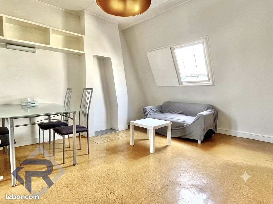 Appartement 2 pièces 27 m² · à Paris · 27 m² · 310 000 €