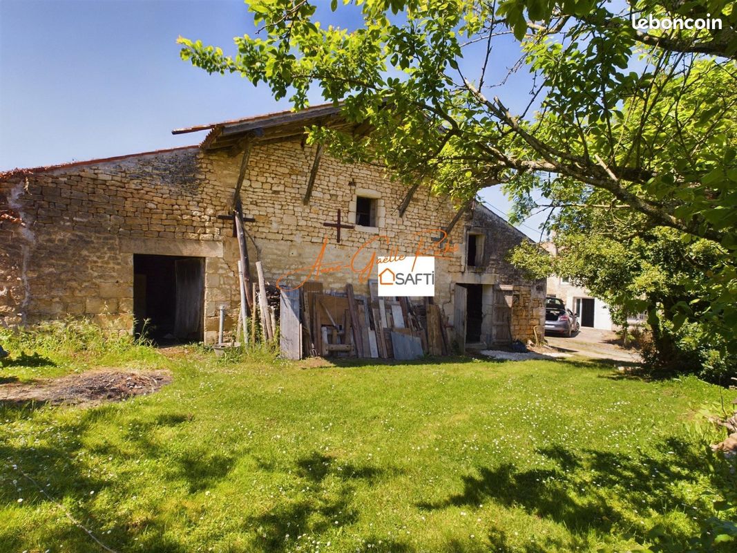 Maison 14 pièces 279 m² - Plassay 17250 (image principale 15)