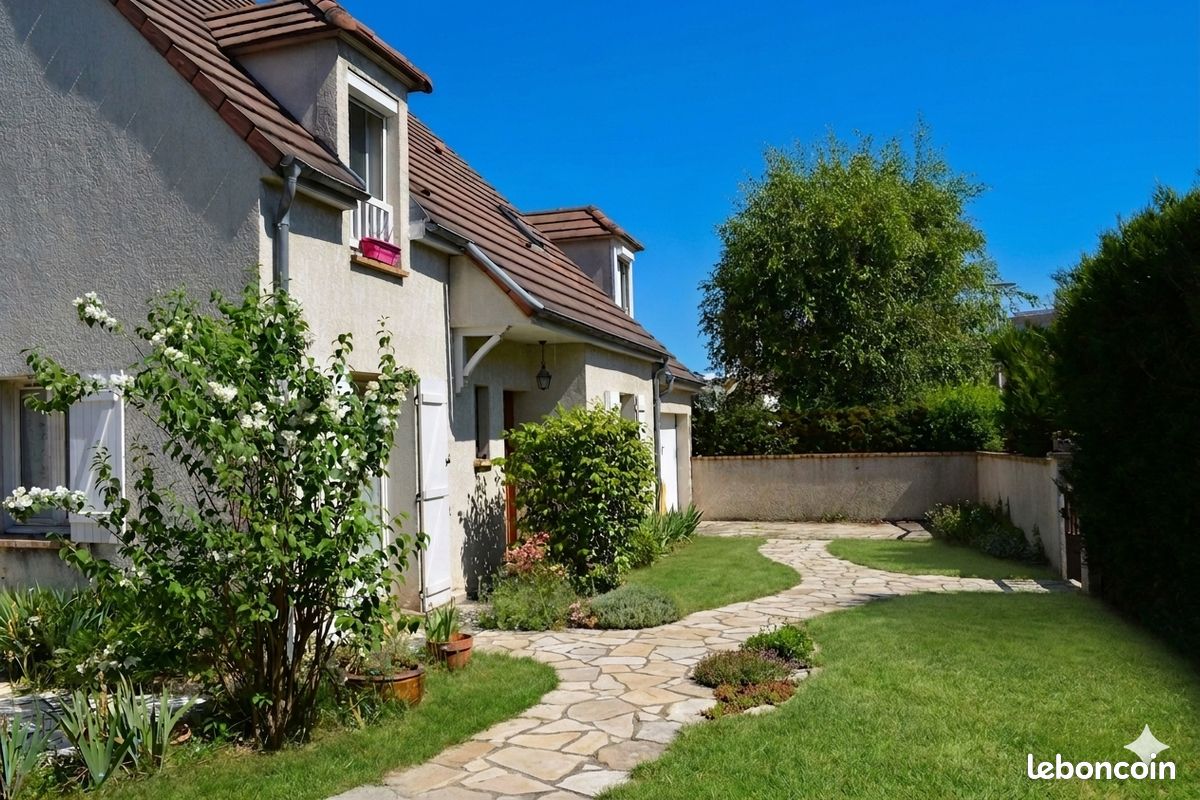 Maison 6 pièces 133 m² · à Rungis · 133 m² · 548 000 €
