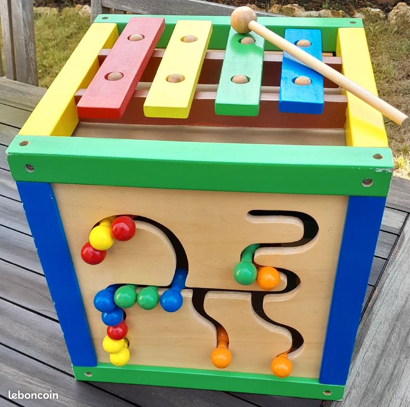 Cube d'éveil en bois multiactivités (image 3)