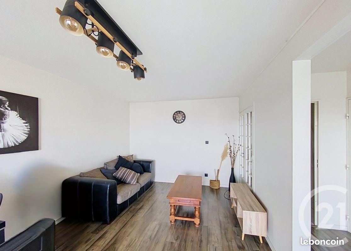 Appartement 3 pièces 49 m² · à Clermont-Ferrand · 49 m² · 700 €/mois