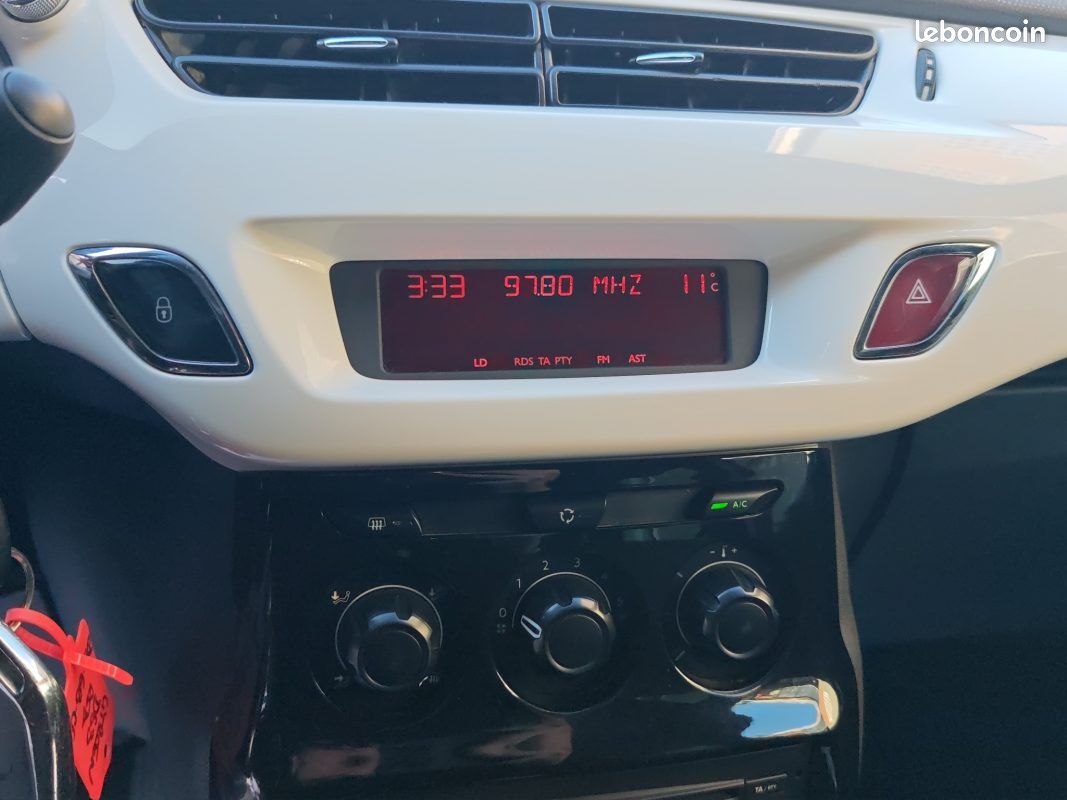 Citroen ds3 1.6 e-hdi 90 airdream red edition (image 17)