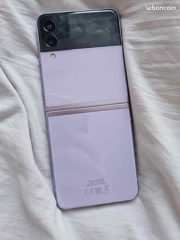 Samsung Galaxy Z Flip3 (image 3)