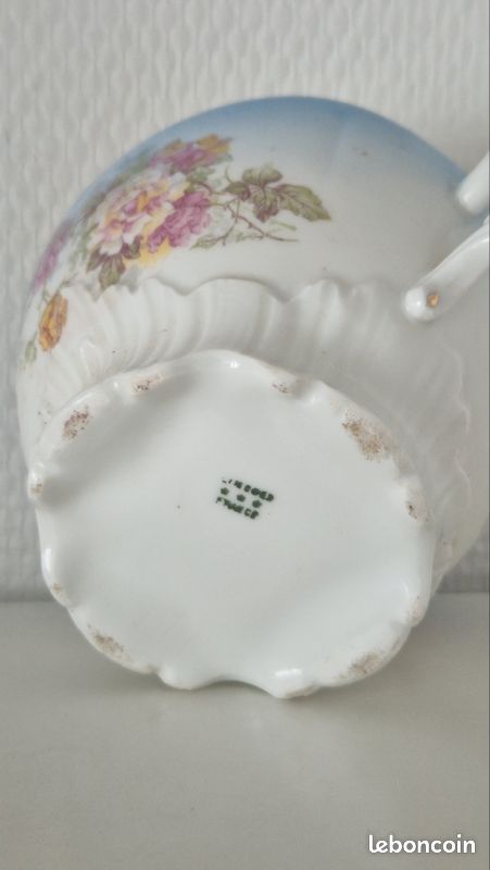 Tasse ancienne en porcelaine de Limoges (image 11)