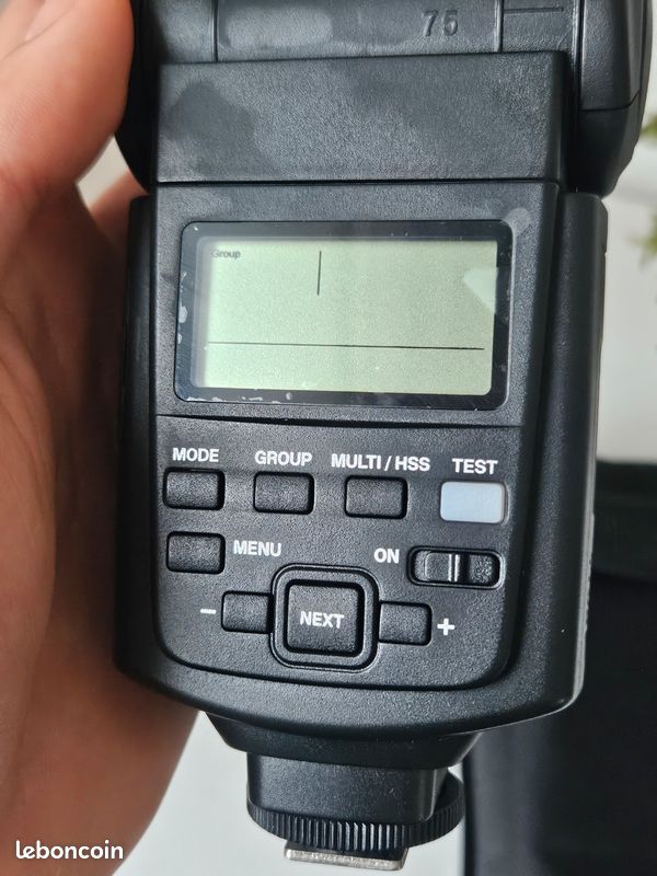 Lot 2 Flashs Cactus RF60 - Photo, audio & vido