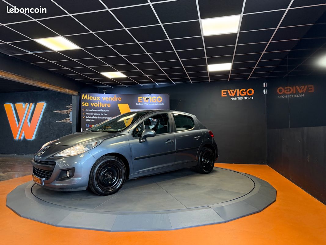 PEUGEOT 207 1.4 VTI 95 ACTIVE / CLIMATISATION / EMBRAYAGE NEUf (image 22)