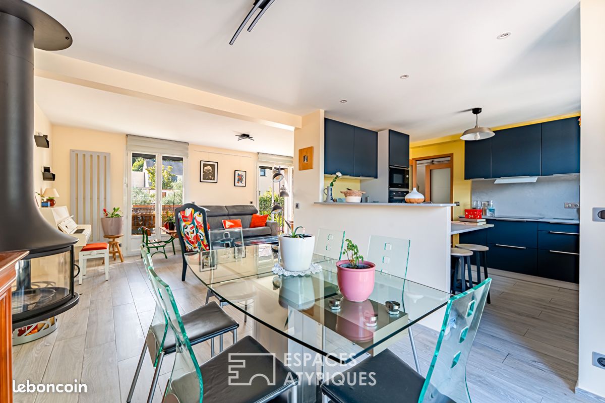 Maison 8 pièces 140 m² · à Vélizy-Villacoublay · 140 m² · 876 000 €
