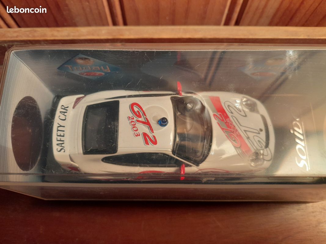 Miniature 1:43 - PORSCHE GT2 Safety Car 2003 - SOLIDO - Référence 1571, NEUF (image 3)