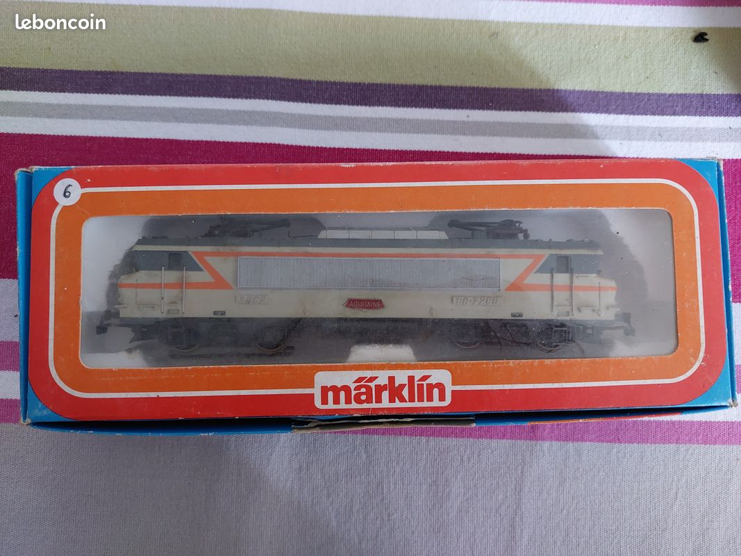Rame SNCF Marklin HO – 3 Voitures De 2ème Classe – Electrique NEUF