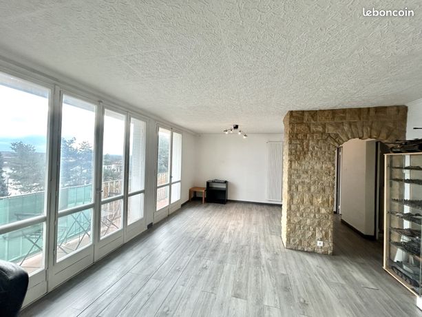 Appartement 4 pièces 77 m²