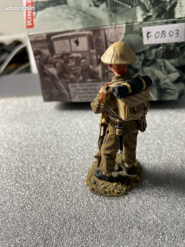 Figurine King & Country VN036 – Échelle 1:32, Plomb Peint, Vietnam (neuf, Boîte Incluse)