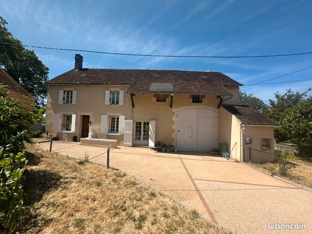 Maison 5 pièces 135 m² · à Treigny-Perreuse-Sainte-Colombe · 135 m² · 142 000 €