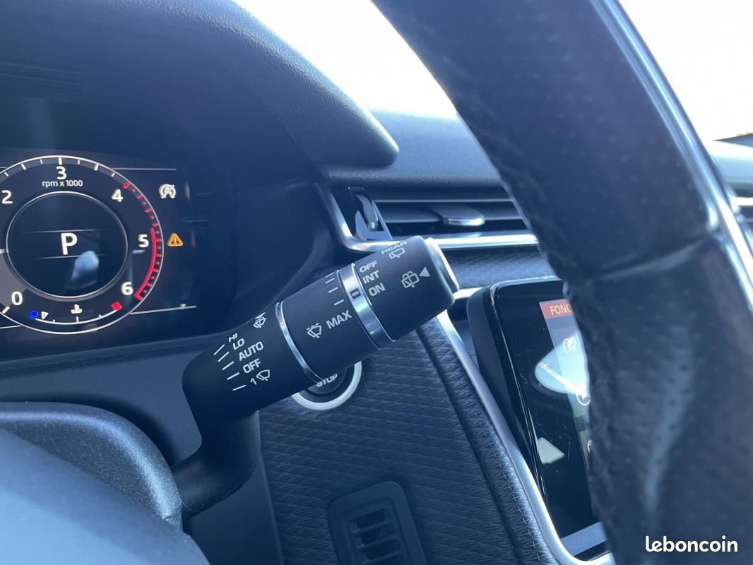 Land Rover Range Rover Velar D240 S R-DYNAMIC BVA (image 13)
