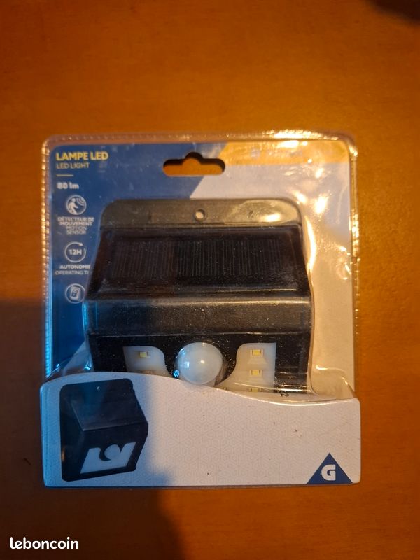 Lampes LED noires (image 1)