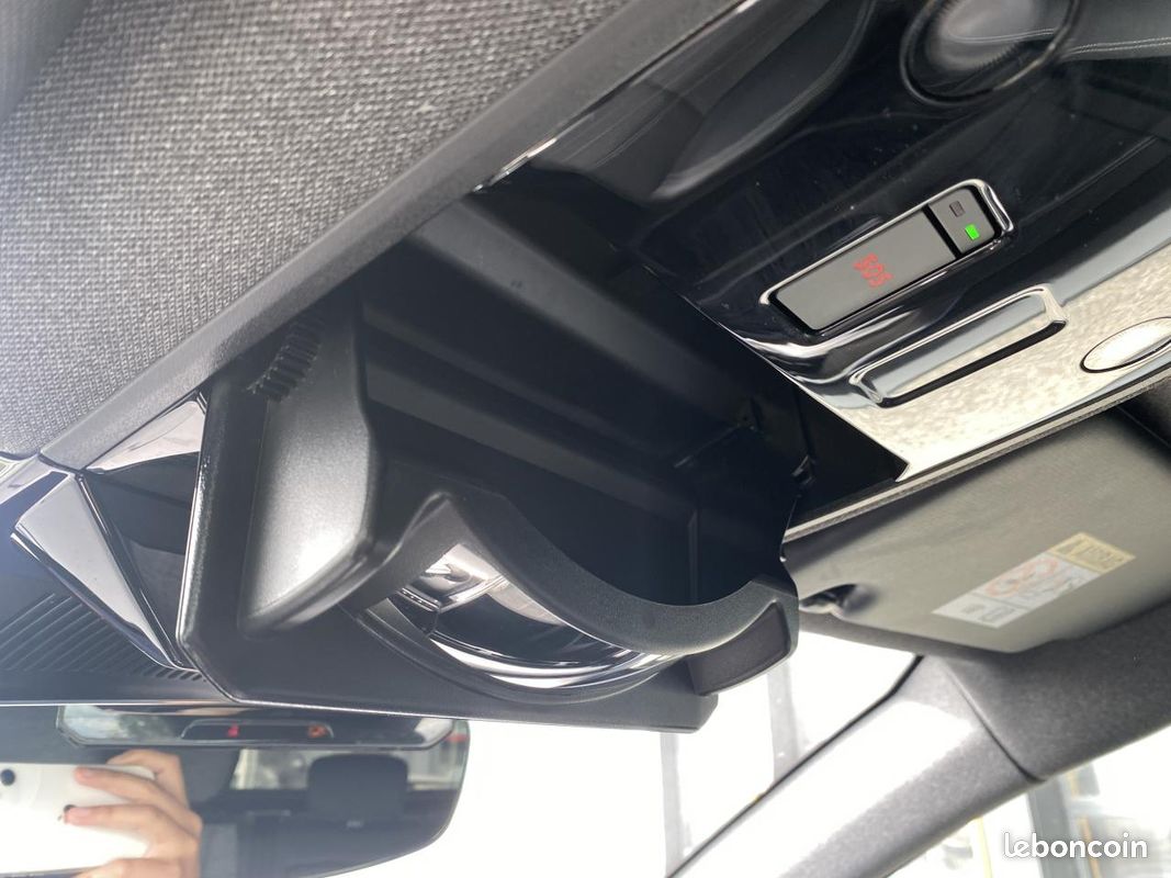 RENAULT AUSTRAL 1.2 E-Tech Hybride - 200 - BVA multi-modes 2023 Techno (image 32)