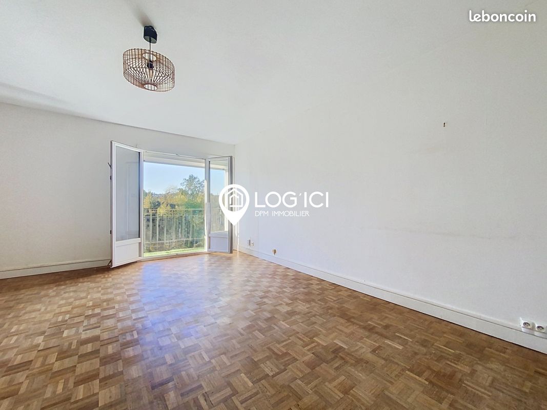 Appartement 3 pièces 67 m² · à Pau · 67 m² · 130 000 €