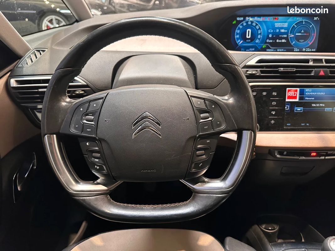 CITROEN C4 Picasso 1.6 HDi 112ch Confort - 2013 - 193 000 km - Suivi complet - Courroie + Révision faite (image 10)