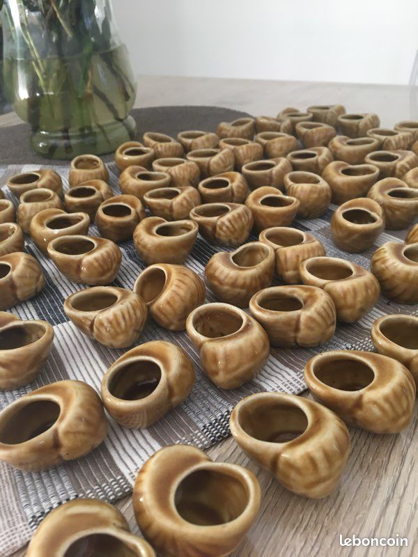Coquille pour escargot đ en porcelaine vendu Ă la piĂšce , idĂ©al pour les fĂȘtes đ„ł (image 2)