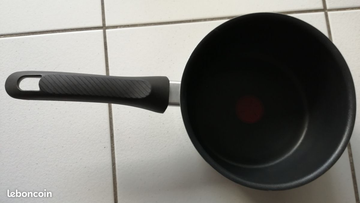 Lot casserolle poêle et wok (image 4)