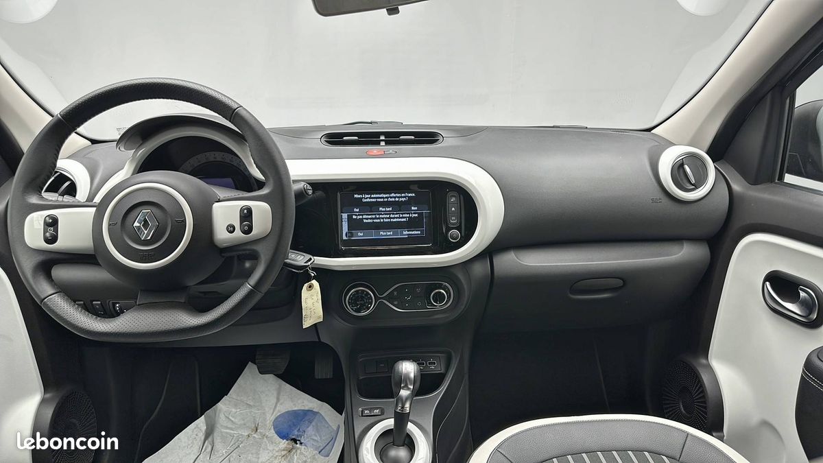Renault twingo iii e tech techno (image 3)