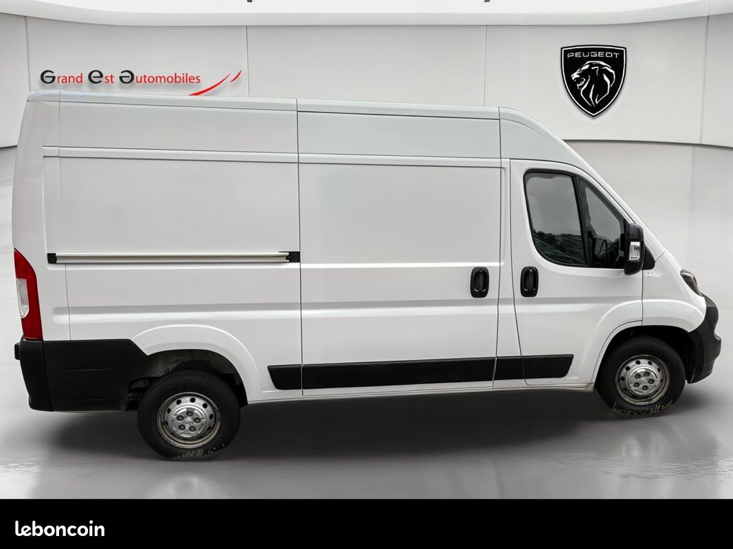 Peugeot Boxer Fg 330 L2H2 2.2 BlueHDi S&S 120ch (image 8)