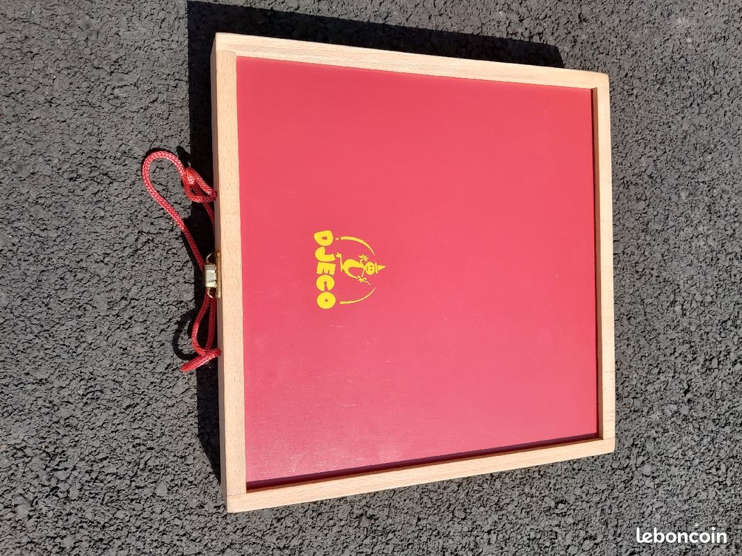 Coffret géoformes djeco (image 1)