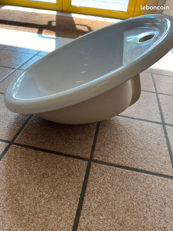 Vasque ronde en céramique blanche (image 4)