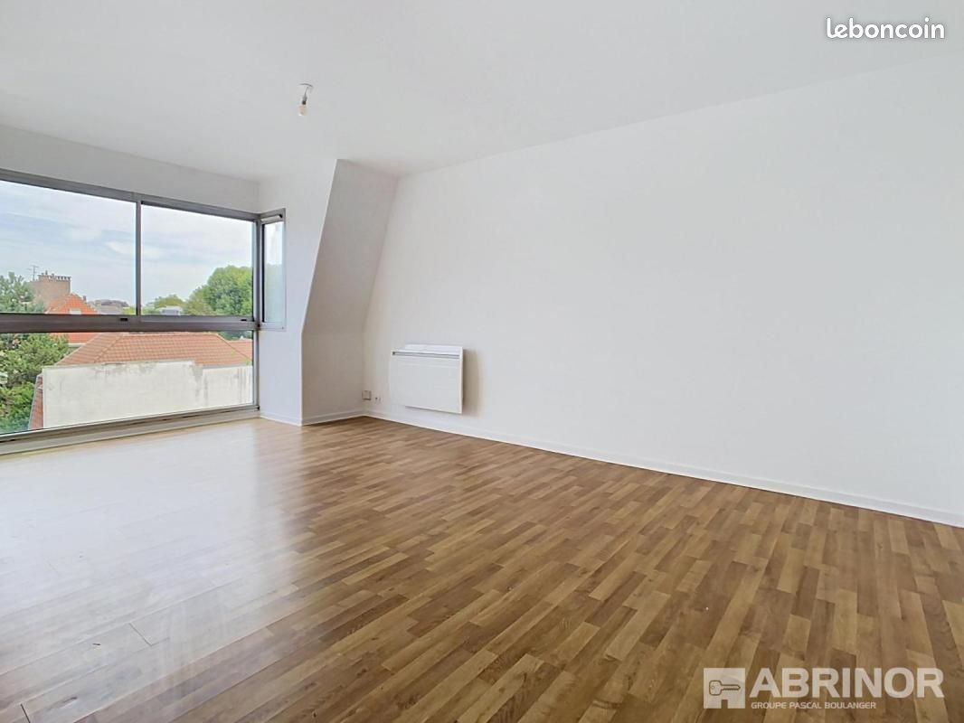 Appartement 1 pièce 27 m² · à Villeneuve-d'Ascq · 27 m² · 668 €