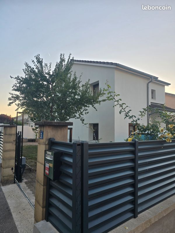 Maison 4 pièces 90 m² · à Oyonnax · 90 m² · 249 000 €