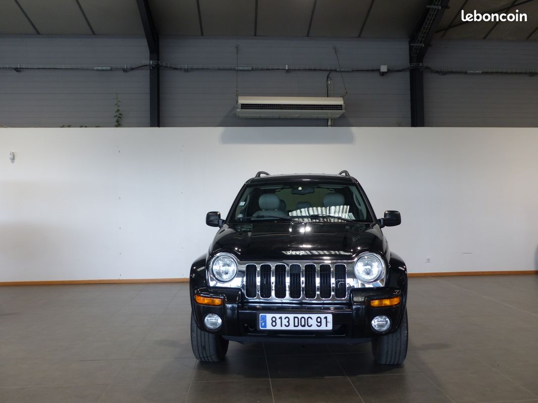 Jeep Cherokee 2.8 CRD 163 ch Limited BVA / Attelage / Clim (image 1)