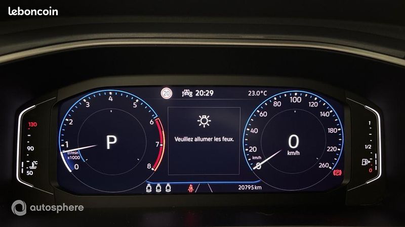 Volkswagen T-Roc 1.5 TSI EVO 150ch Style DSG7 (image 10)