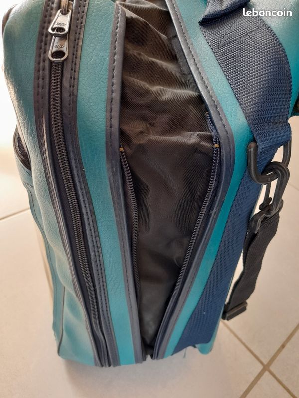 Sacoche réservoir Bagster pour moto en cuir (image 2)
