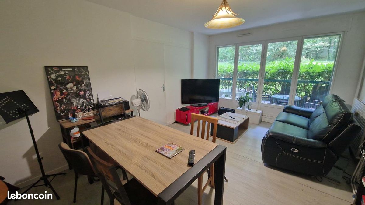 Appartement 4 pièces 99 m² · à Lyon · 99 m² · 260 000 €