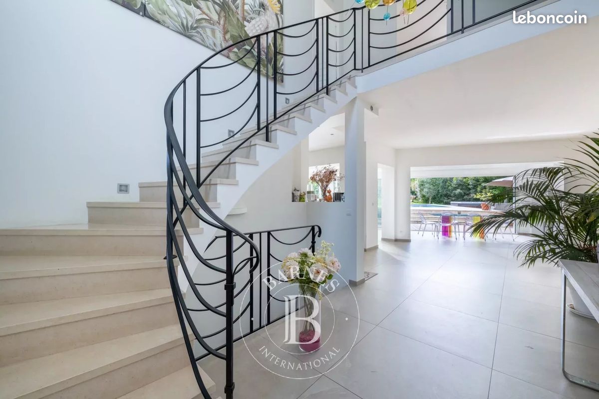 Maison 10 pièces 250 m² (image 15)