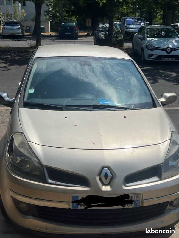 Clio 3 initiale (image 1)