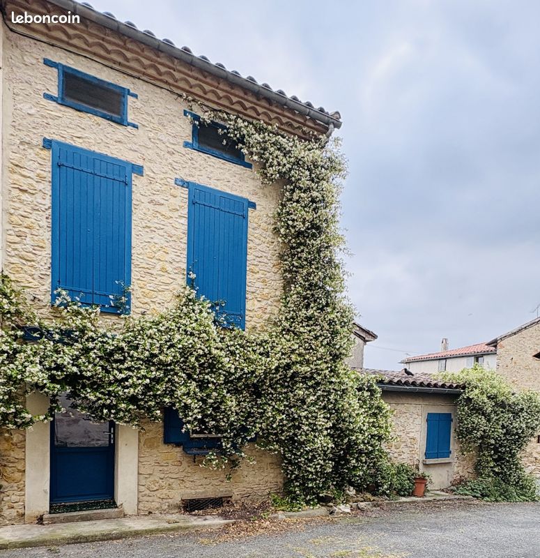 Maison 10 pièces 156 m² · à Saint-Julia · 156 m² · 135 000 €