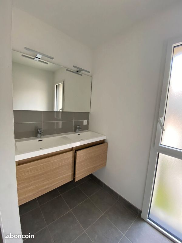 Maison a louer challans - 4 pièce(s) - 90 m2 - Surfyn