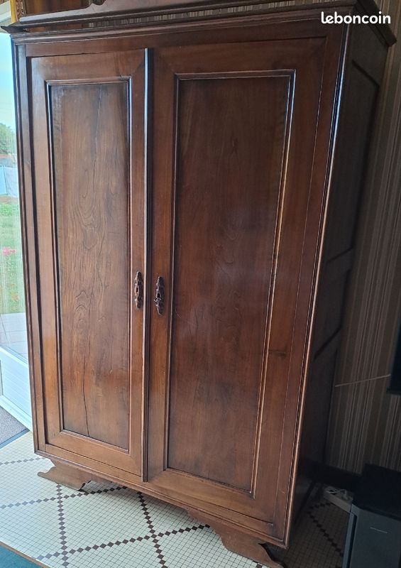 Meubles salon armoire vide maison (image 3)