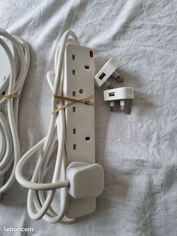 Lot multiprises et prises UK (image 5)