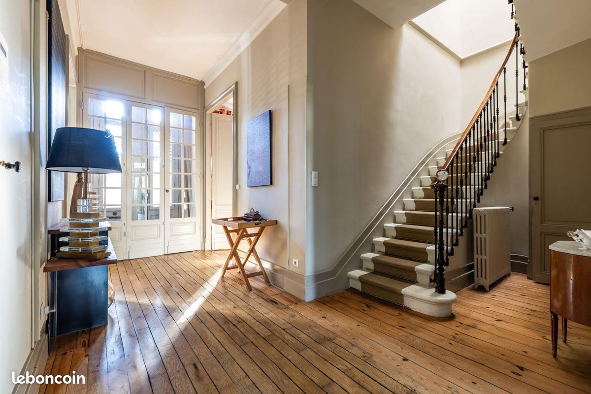Maison 8 pièces 225 m² · à Le Bouscat · 225 m² · 990 000 €
