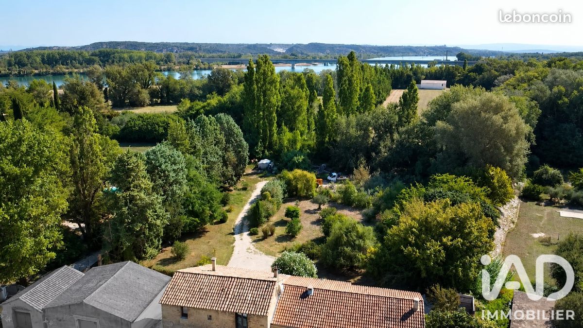 Maison 6 pièces 120 m² · à Roquemaure · 120 m² · 375 000 €