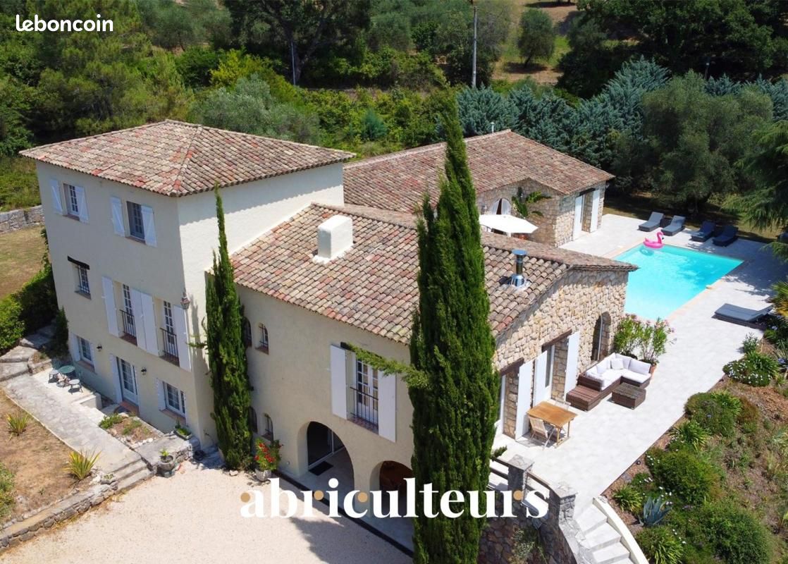 Maison 10 pièces 344 m² · à Peymeinade · 344 m² · 2 294 995 €