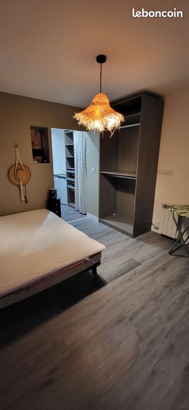 Local commercial 1 pièce 17 m² · à Vignoc · 17 m² · 400 €/mois