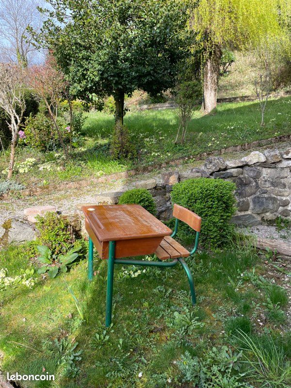 Table d Écolier années 60 (image 1)