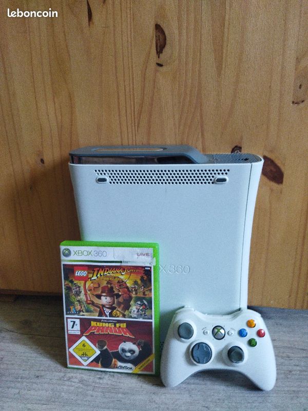 Xbox 360 avec 2 jeux (image 1)