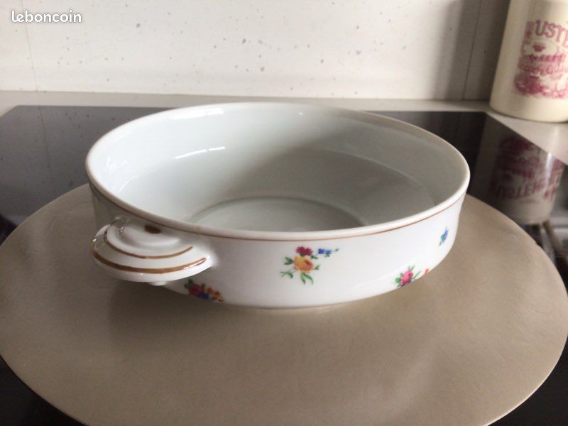 Saladier fleuri à anses en porcelaine de Limoges (image 3)